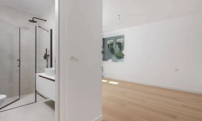 Недвижимость Трёхкомнатная квартира в Центре: 16