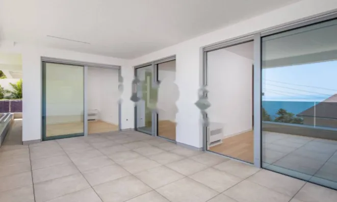 Недвижимость Трехкомнатная квартира Центр: 15