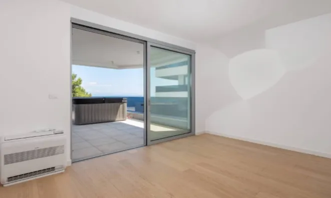 Недвижимость Четырехкомнатная квартира в центре Опатии: 24