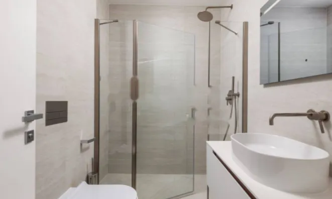 Недвижимость Трехкомнатная квартира Центр: 19