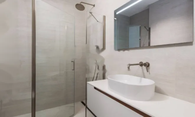 Недвижимость Трехкомнатная квартира Центр: 20