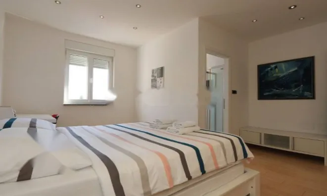 Недвижимость Четырёхкомнатная квартира Ичичи: 10