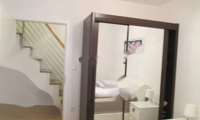 Недвижимость Четырехкомнатная квартира Оприч: 15