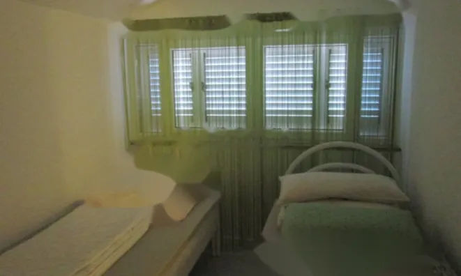 Недвижимость Четырехкомнатная квартира Оприч: 19