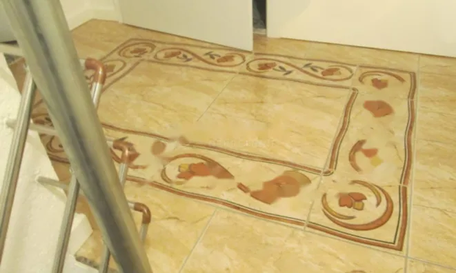 Недвижимость Четырехкомнатная квартира Оприч: 27