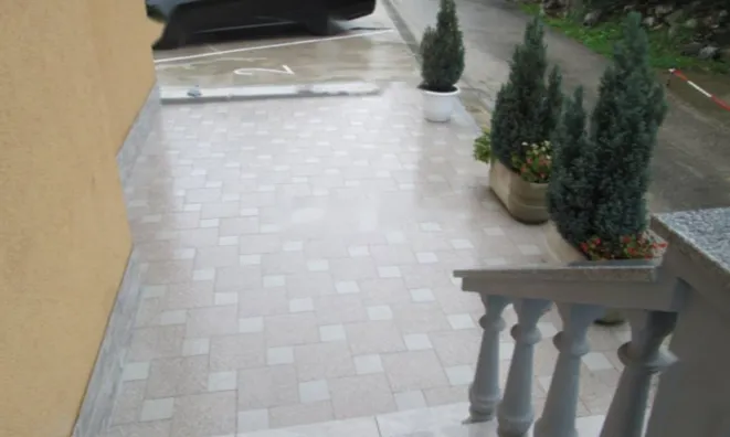 Недвижимость Четырехкомнатная квартира Оприч: 31