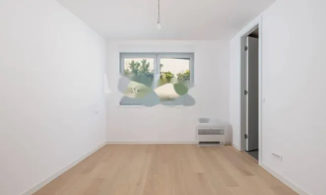 Недвижимость Трехкомнатная квартира Центр: 10