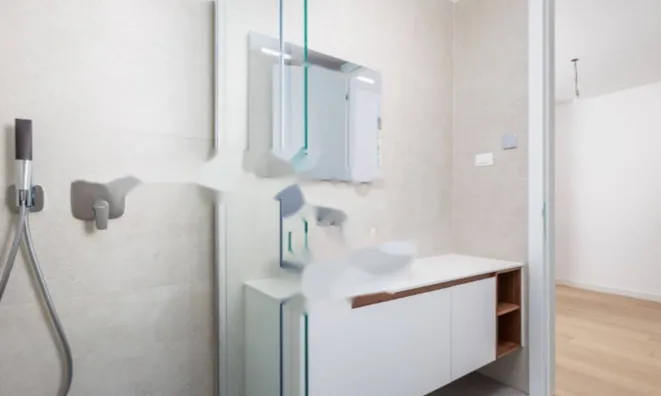 Недвижимость Трехкомнатная квартира Центр: 14