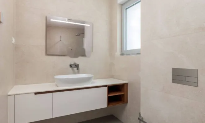 Недвижимость Трёхкомнатная квартира в Центре: 15