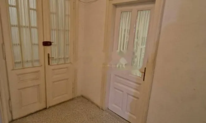 Недвижимость Трехкомнатная квартира Центр: 10