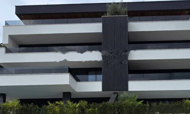 Недвижимость Четырехкомнатная квартира Центр: 19