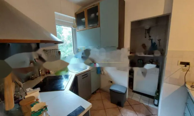 Недвижимость Трехкомнатная квартира в центре: 3