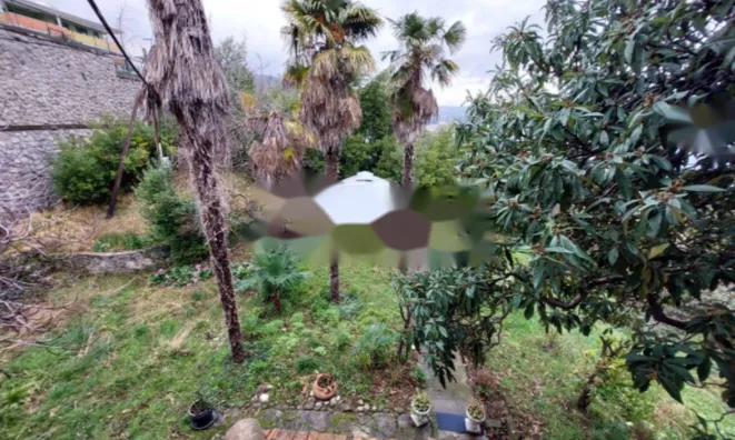 Недвижимость Трехкомнатная квартира в центре: 18