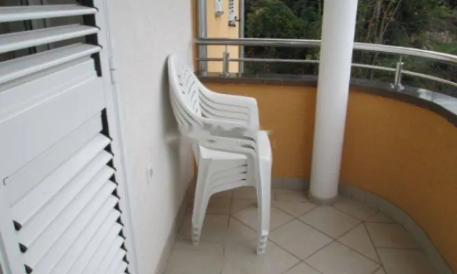 Недвижимость Четырёхкомнатная квартира в Оприче: 5