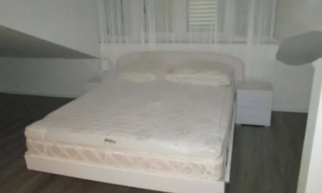 Недвижимость Четырёхкомнатная квартира в Оприче: 16