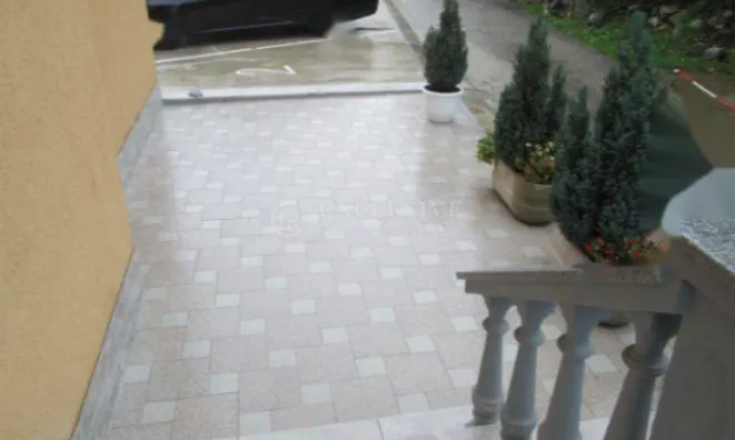 Недвижимость Четырёхкомнатная квартира в Оприче: 19