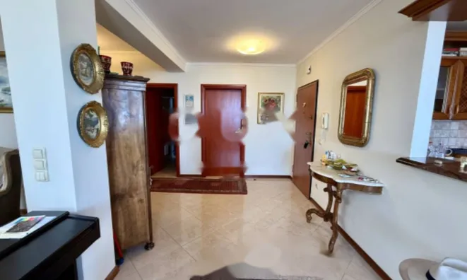 Недвижимость Трехкомнатная квартира, Побрии: 2