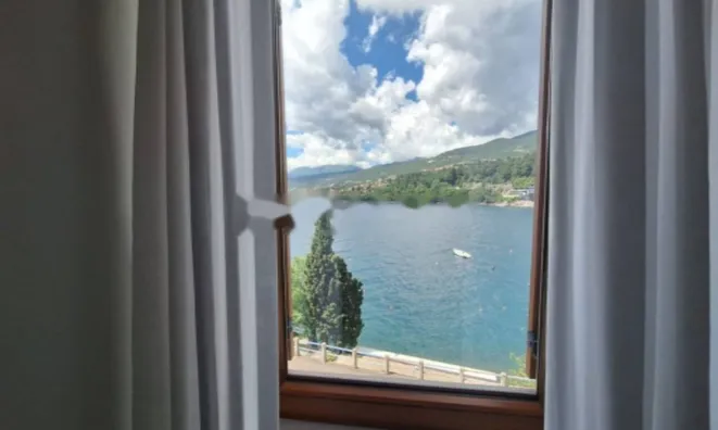 Недвижимость Трехкомнатная квартира, Центр: 11