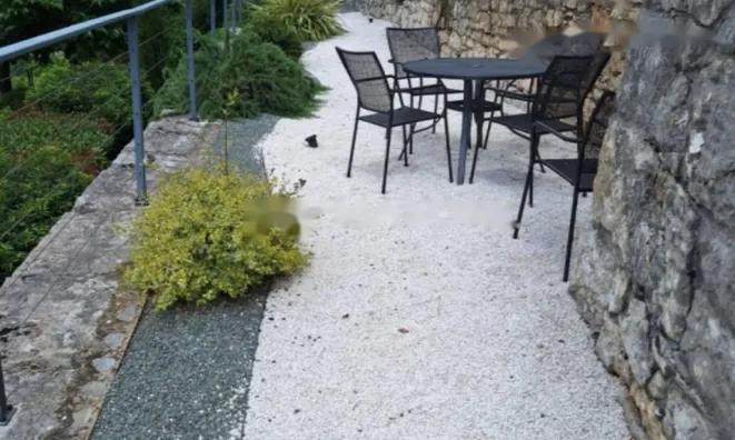 Недвижимость Трехкомнатная квартира, Центр: 19