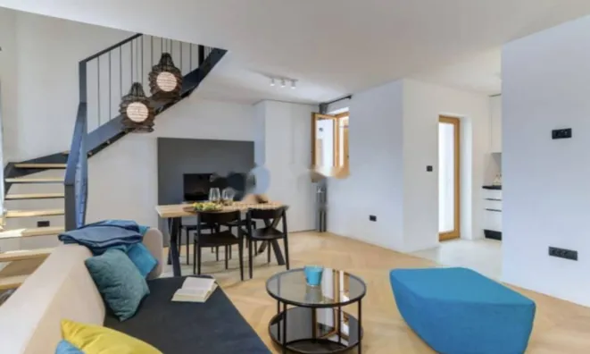 Недвижимость Трехкомнатная Квартира Воложко: 2