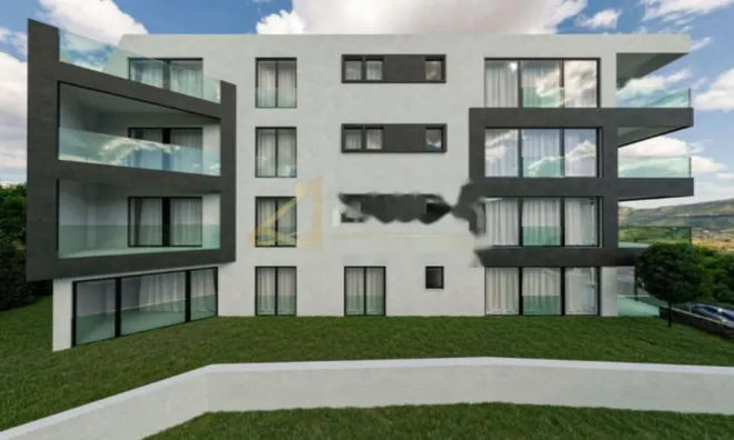 Недвижимость Трёхкомнатная квартира Центр: 4