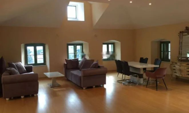 Недвижимость Четырехкомнатная квартира в Опатии: 5