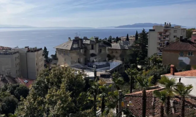 Недвижимость Четырехкомнатная квартира в центре Опатии: 2