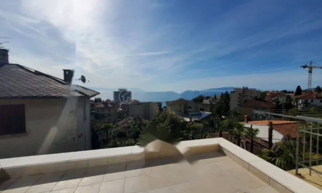 Недвижимость Четырехкомнатная квартира в центре Опатии: 5