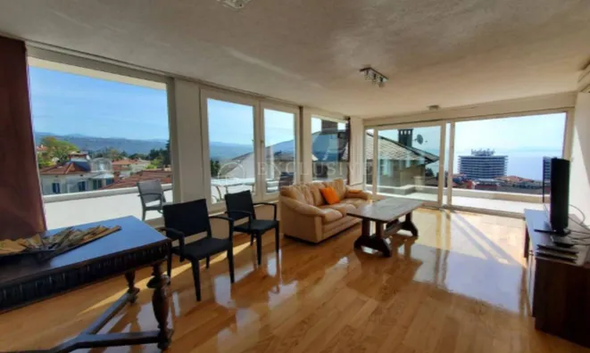 Недвижимость Четырехкомнатная квартира в центре Опатии: 10