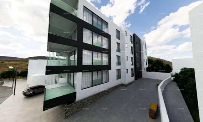 Недвижимость Двухкомнатная квартира Центр: 9