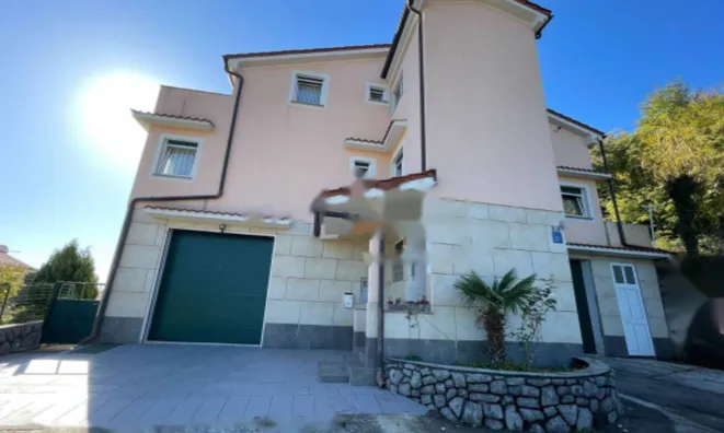 Недвижимость Дуплекс Вепринац, Опатия: 1