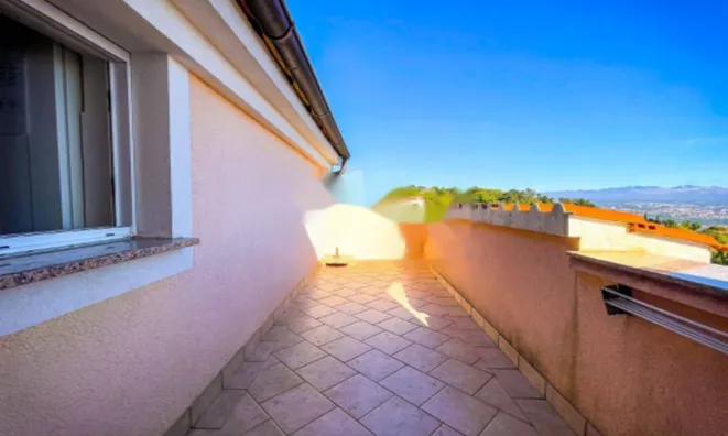 Недвижимость Дуплекс Вепринац, Опатия: 65