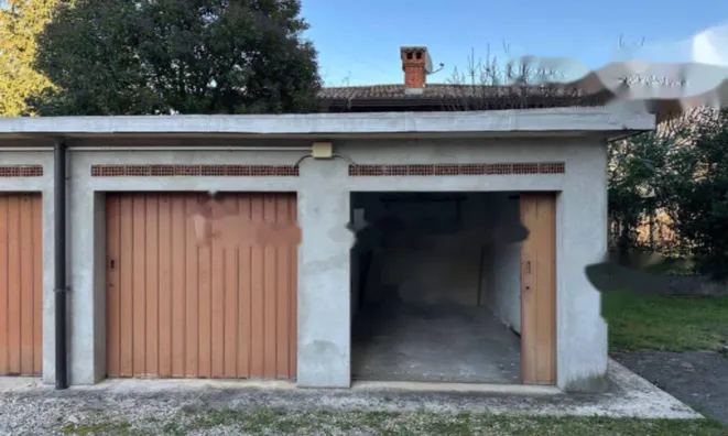 Недвижимость Трехкомнатная квартира в центре: 17