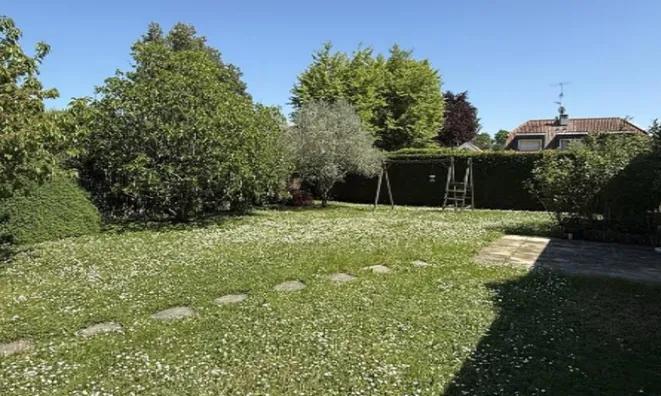 Недвижимость Single house 10 rooms: 2