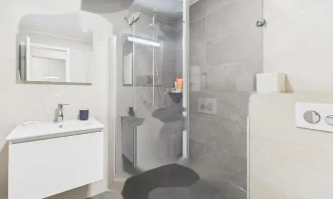 Недвижимость Single house: 8