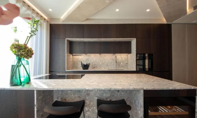 Недвижимость Квартира, 2-комнатная Центр: 3