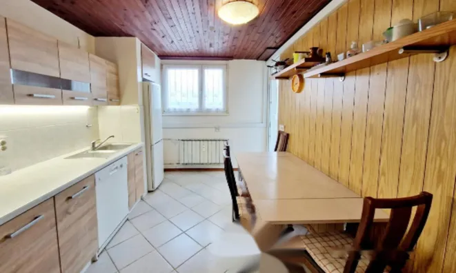 Недвижимость Квартира, 3 комнаты, Шишка: 1