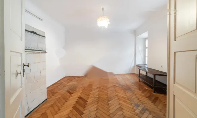 Недвижимость Четырехкомнатная квартира в центре: 6