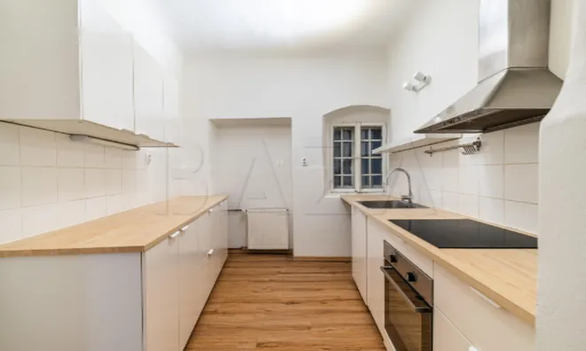 Недвижимость Четырехкомнатная квартира в центре: 7