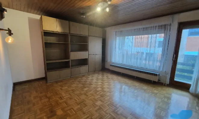 Недвижимость Трехкомнатная квартира Вич: 10