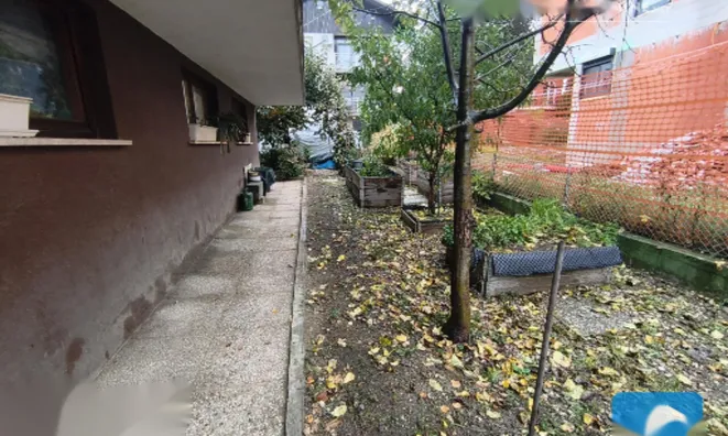 Недвижимость Трехкомнатная квартира Вич: 12