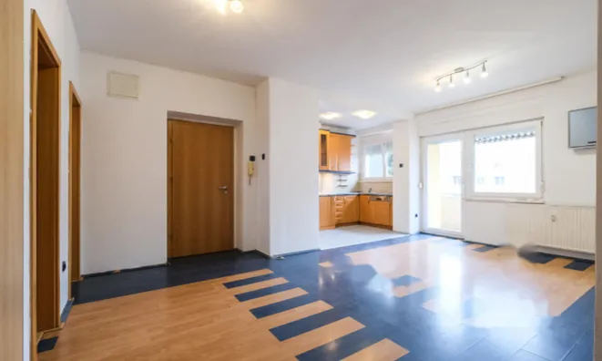 Недвижимость Квартира, 3-комн. Новый Шентвид: 3