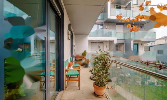 Недвижимость Трехкомнатная квартира в центре: 10