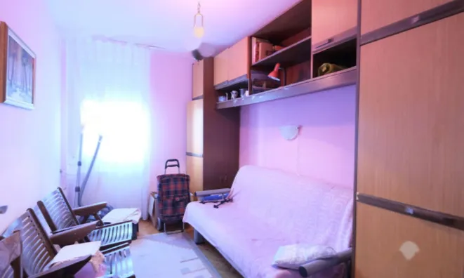 Недвижимость Квартира напротив кинотеатра: 5