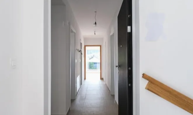 Недвижимость Трёхкомнатная квартира Бежиград: 5