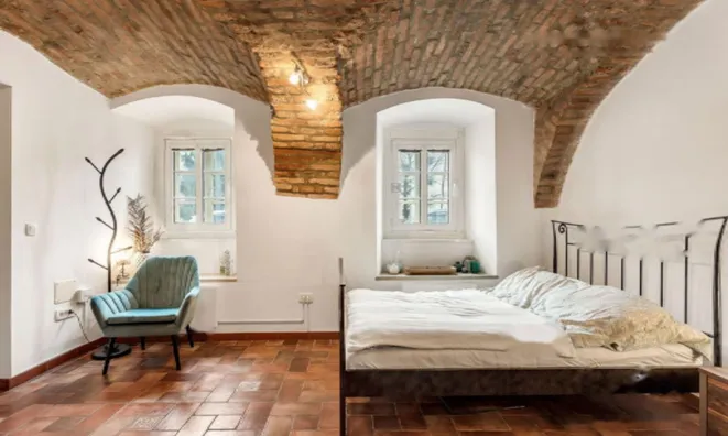 Недвижимость Однокомнатная квартира в центре: 5