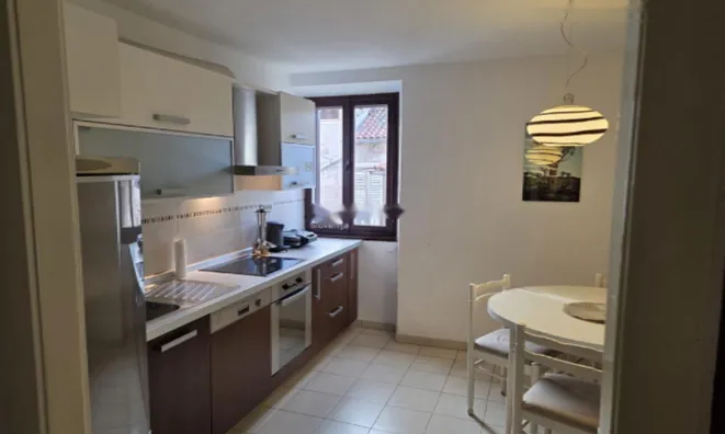 Недвижимость Двухкомнатная квартира Пиран: 2