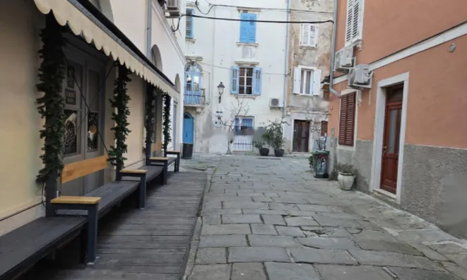 Недвижимость Двухкомнатная квартира Пиран: 16