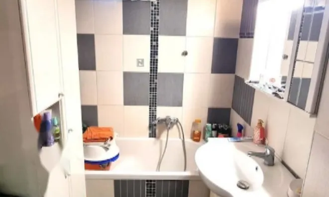 Недвижимость Четырехкомнатная квартира в Копере: 11