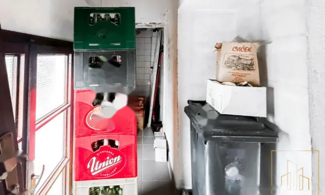 Недвижимость Коммерческое помещение Поляне: 7